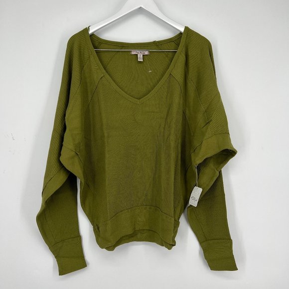 Free People Women's Santa Clara V-Neck Pullover Thermal Top Green Small NWT - Picture 2 of 6